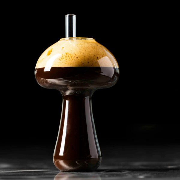 Made with vodka, Sheringham Coffee Liqueur, Meletti Cioccolato, fresh espresso (of course), a touch of Demerara and finished with Hennessy, this silky martini is almost as eye-opening as the views around you. That’s that sea-espresso